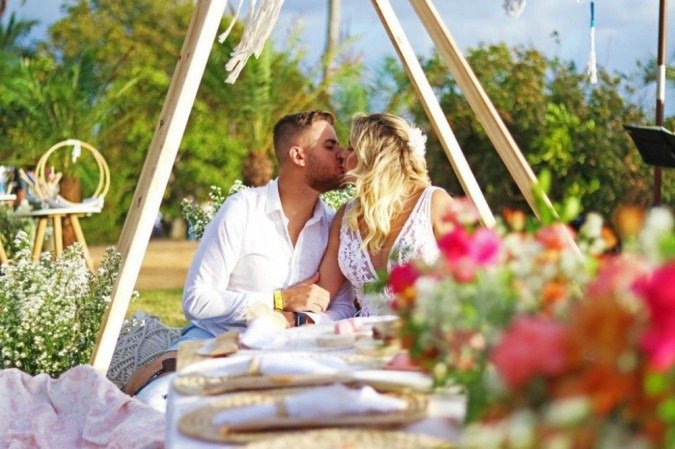 Zé Neto e Natália Toscano renovaram votos em Maragogi, Alagoas - (crédito: Arquivo pessoal) Zé Neto e Natália Toscano renovaram votos em Maragogi, Alagoas - (crédito: Arquivo pessoal)