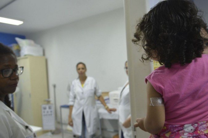 Segundo governo, funcionários farão cursos para aperfeiçoar o atendimento - (crédito: Rovena Rosa/Agência Brasil) Segundo governo, funcionários farão cursos para aperfeiçoar o atendimento - (crédito: Rovena Rosa/Agência Brasil)