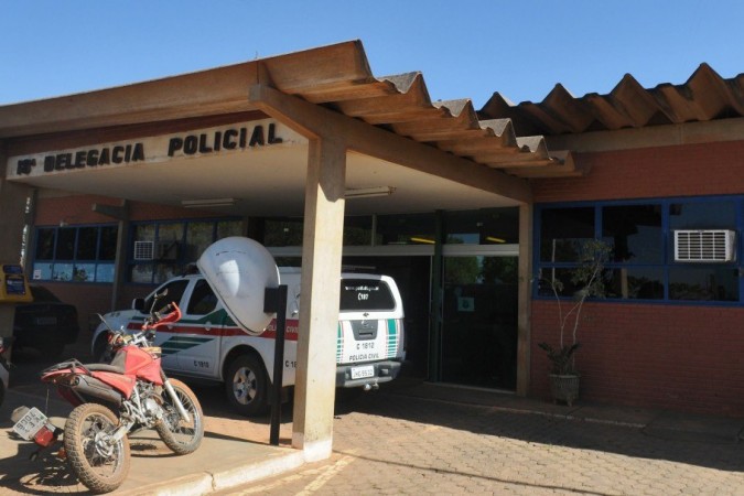 O suspeito foi capturado pelos policiais civis da 18ª Delegacia de Polícia de Brazlândia -  (crédito: Kleber Lima/CB)