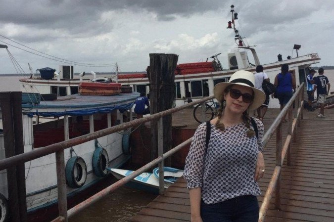 A premiada diretora Tatiana Issa, autora do documentário Dominique