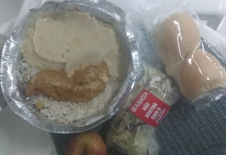 Segundo a USP, marmitas seguem crit&eacute;rios de calorias e peso, mas para os estudantes falta a variedade e possibilidade de escolha que se encontrava nos restaurantes universit&aacute;rios