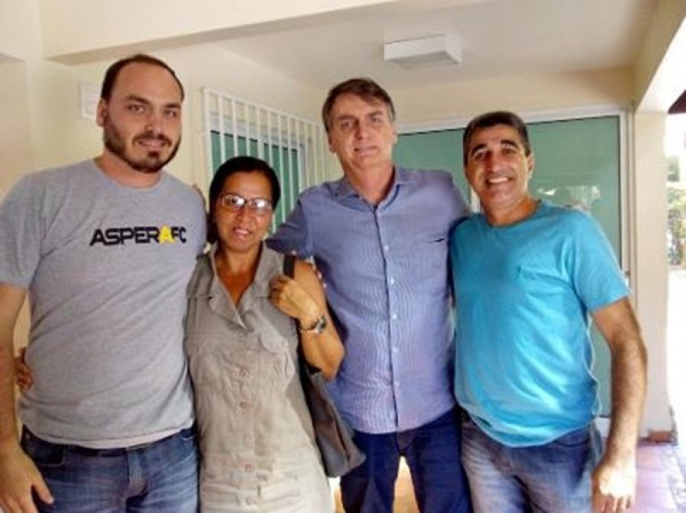 MPF propõe ação de improbidade contra Bolsonaro e 