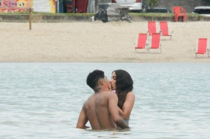 Anitta e Tiago Silva gravam cenas do projeto Girl from Rio -  (crédito: Reprodução/Internet)