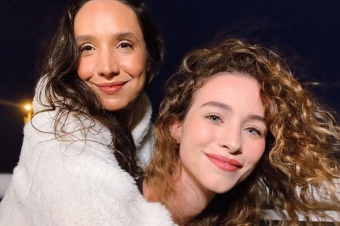 Maria Maya e Laryssa Ayres mantêm a amizade, apesar do fim do romance -  (crédito: Reprodução/ Instagram)