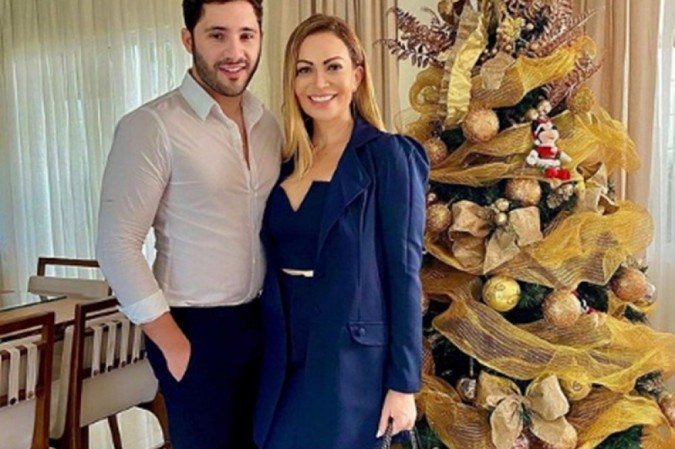 Monilton Moura e Solange Almeida usam a mesma aliança de quando se relacionaram pela primeira vez, em 2016 -  (crédito: reprodução/Instagram)