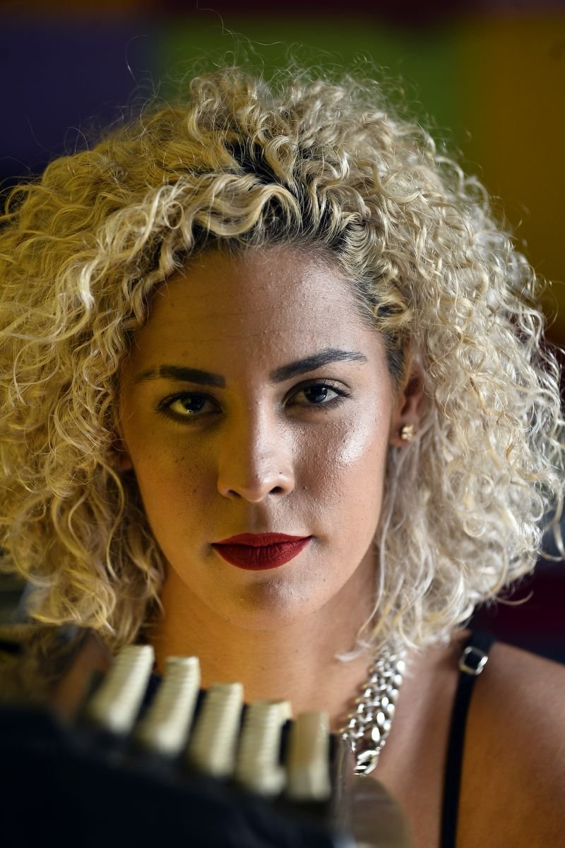 Escritora Meimei Bastos que lan&ccedil;ou um livro de poesia que faz parte do programa mulheres inspiradora.