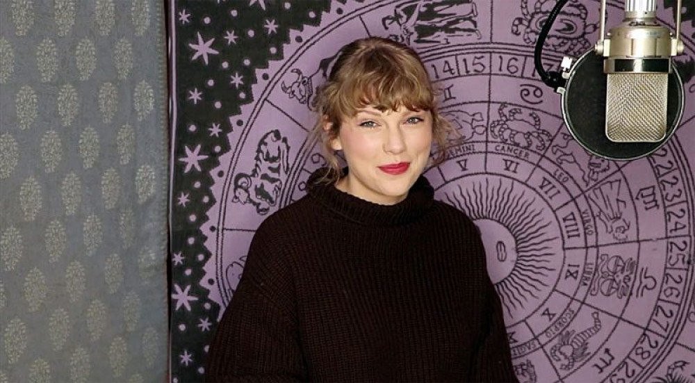 Taylor Swift é escolhida a artista do ano; confira os vencedores do AMAs 2020