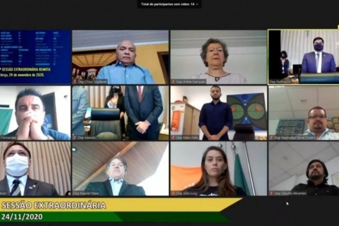 No início da sessão, apenas 10 parlamentares estavam presentes - (crédito: Reprodução/YouTube) No início da sessão, apenas 10 parlamentares estavam presentes - (crédito: Reprodução/YouTube)