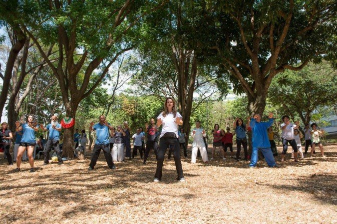 Na Praça da Harmonia Universal, situada na entrequadra 104/105 sul, reúnem-se diariamente dezenas de pessoas a fim de praticar a arte marcial milenar chinesa