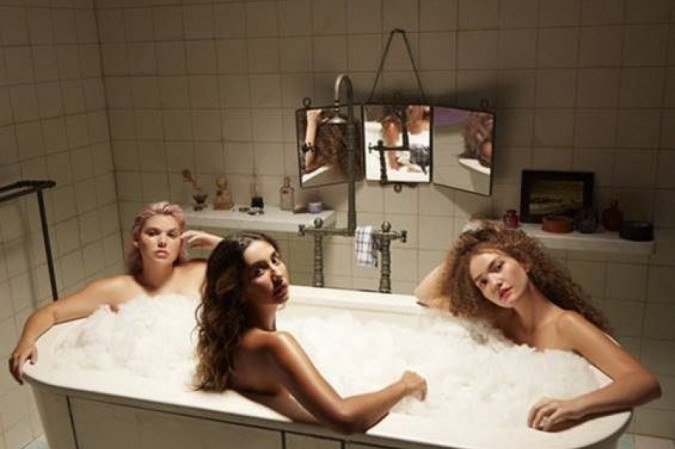 Duo Anavitória e Duda Beat lançam single 'Não passa vontade' -  (crédito: Universal Music/ Divulgação)