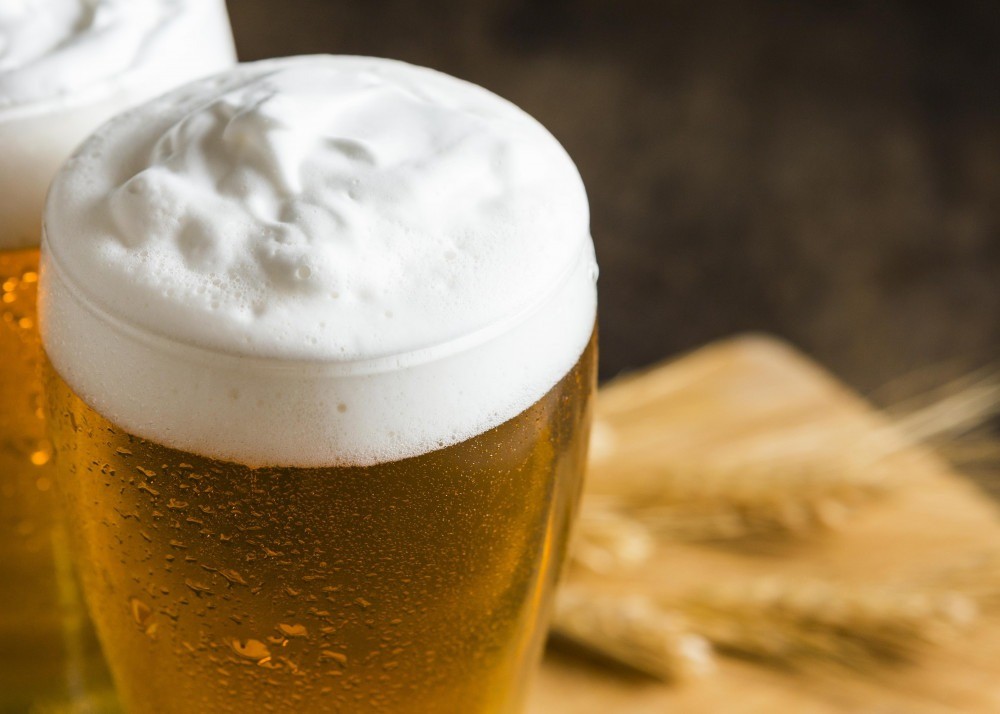 Sextou! Hoje é o dia internacional da cerveja, mas engorda ou não? 