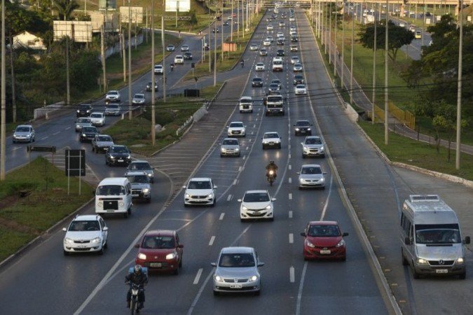Um total de 40% das vagas são reservadas para servidos do GDF que não fazem parte do quadro do Detran - (crédito: Minervino Júnior/CB/D.A Press) Um total de 40% das vagas são reservadas para servidos do GDF que não fazem parte do quadro do Detran - (crédito: Minervino Júnior/CB/D.A Press)