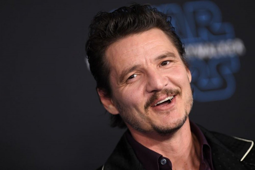 Sucesso em duas séries, Pedro Pascal é o provável homem do ano