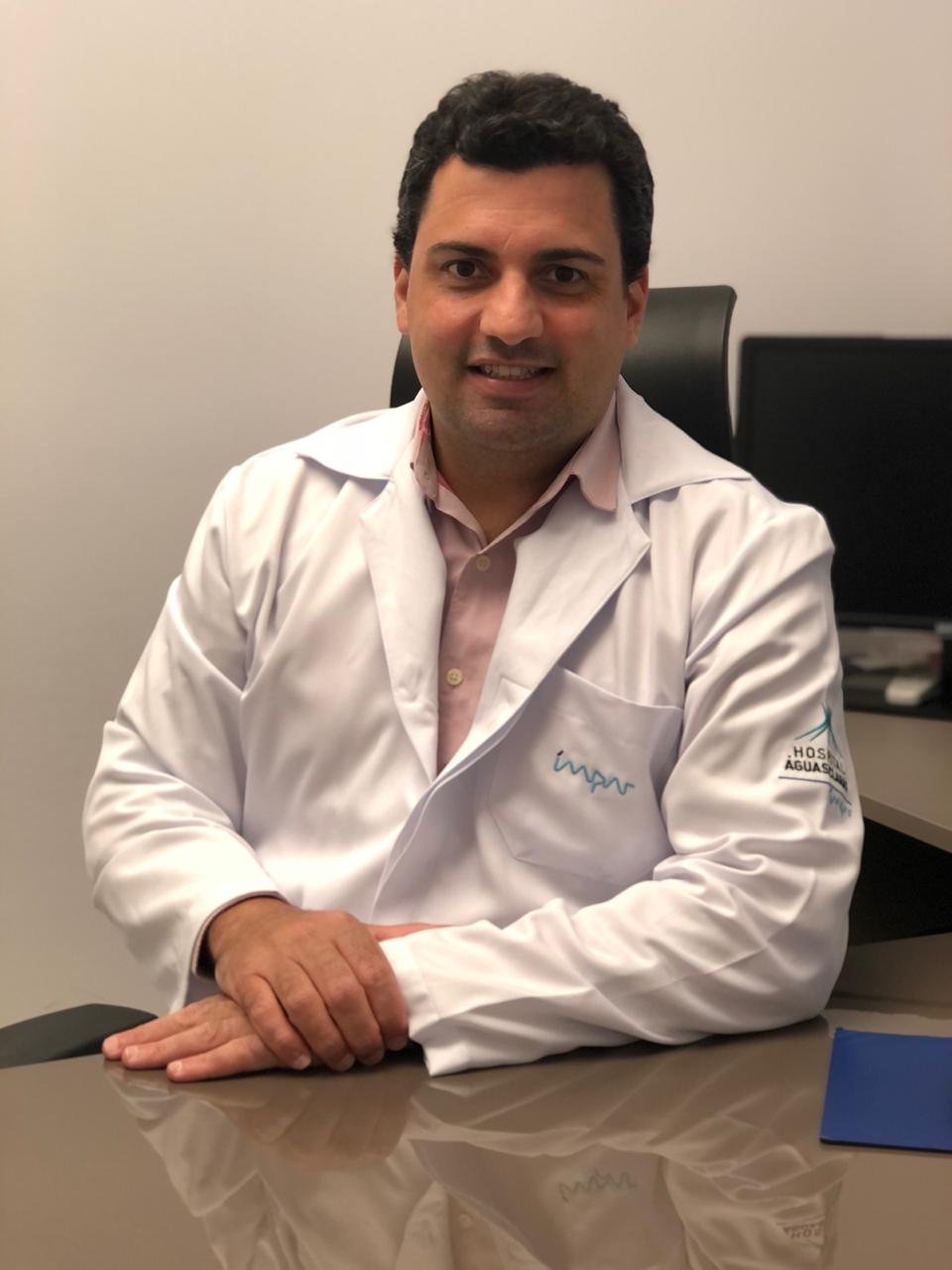 Luiz Fernando Borges Filho, ortopedista e traumatologista, especialista em cirurgia de joelho e coordenador da ortopedia do Hospital &Aacute;guas Claras