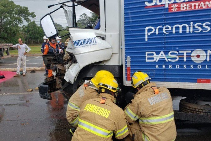 Com pista molhada, cuidados devem ser redobrados