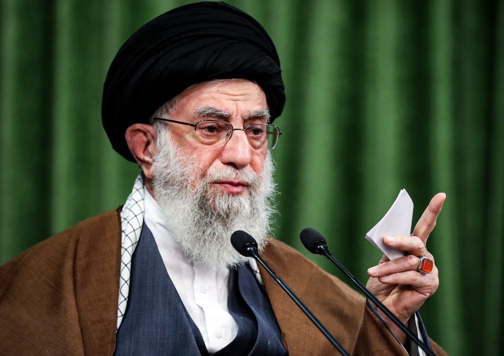 'Não entrem no jogo inimigo', pede Khamenei sobre protestos por crise hídrica