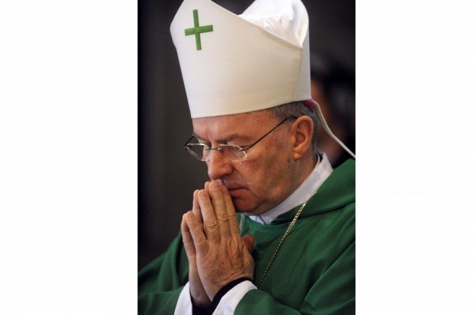 O bispo italiano Luigi Ventura, foto tirada em 07 de novembro de 2010. - (crédito: AFP / REMY GABALDA) O bispo italiano Luigi Ventura, foto tirada em 07 de novembro de 2010. - (crédito: AFP / REMY GABALDA)