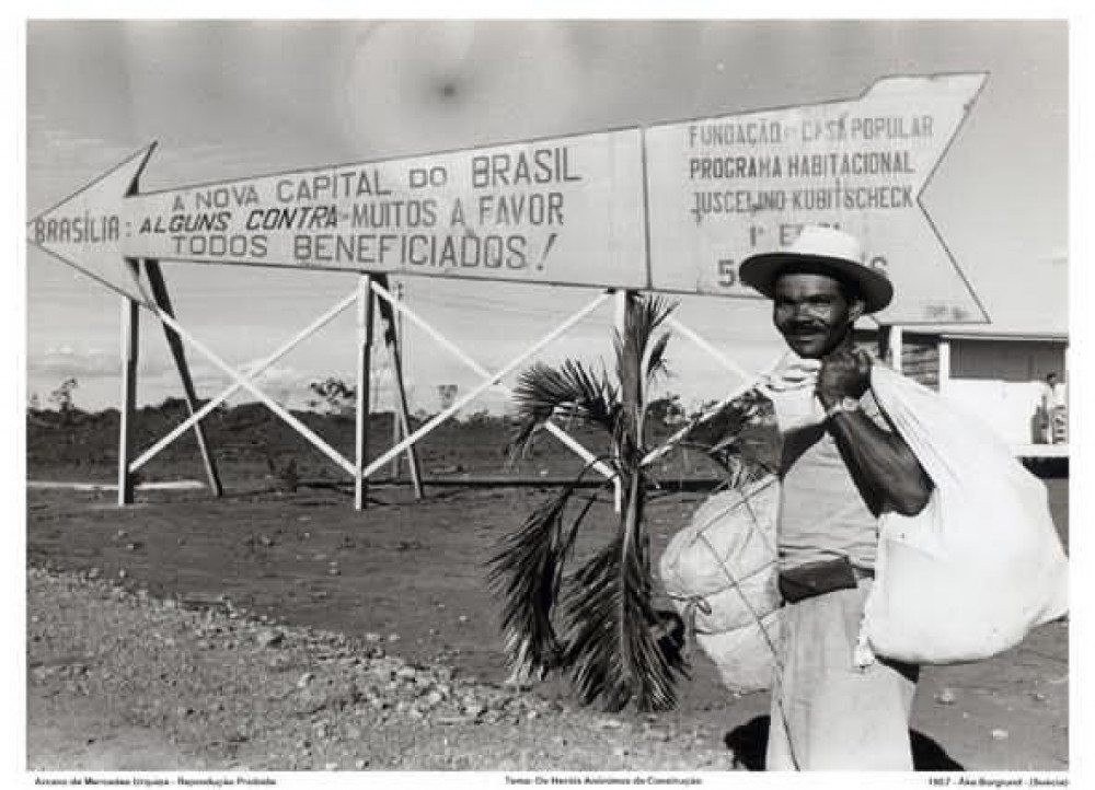 Foto de Ake Borglund sobre Bras&iacute;lia comp&otilde;e o acervo de Mercedes Urquiza