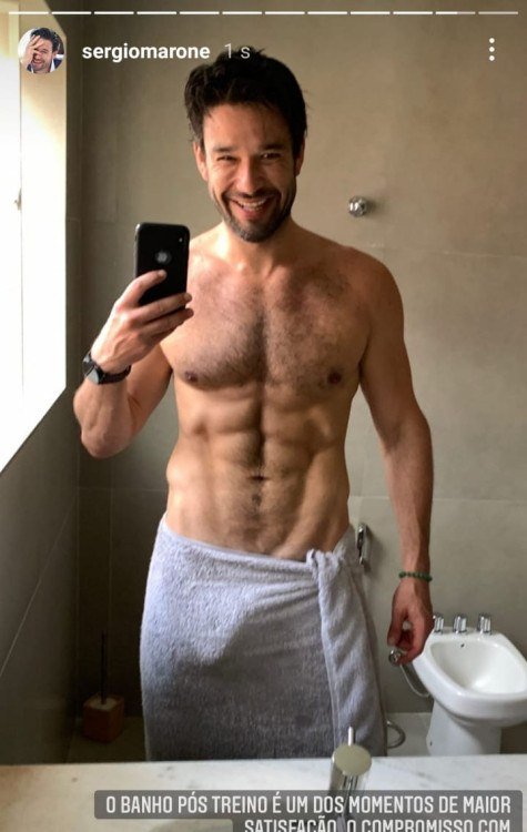 Sergio marone tolha banho Sergio marone tolha banho