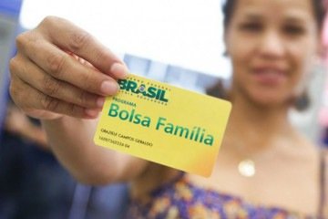 Presidenciáveis prometem aperfeiçoar o Bolsa Família; nenhum falou em cortar o benefício - (crédito: Rafael Lampert Zart/ ASCOM/ MDSA) Presidenciáveis prometem aperfeiçoar o Bolsa Família; nenhum falou em cortar o benefício - (crédito: Rafael Lampert Zart/ ASCOM/ MDSA)