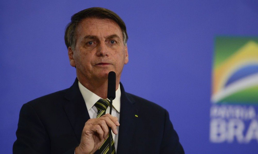 Se pagar R$ 5 mil, ninguém trabalha", diz Bolsonaro sobre auxílio