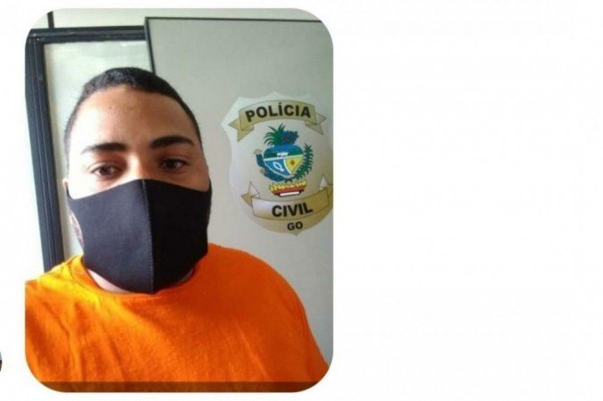 Acusado de atropelar e matar cobradora no Pedregal fez um selfie na delegacia - (crédito: Material cedido ao Correio) Acusado de atropelar e matar cobradora no Pedregal fez um selfie na delegacia - (crédito: Material cedido ao Correio)