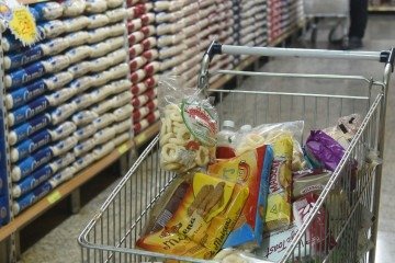 Houve um aumento de 0,47% no preço médio de 35 produtos de largo consumo em todo o país, que passaram de R$ 799,08 para R$ 802,88 -  (crédito: Ed Alves/CB/D.A Press)