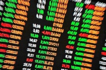 Índice registrou o maior patamar nominal da história, quando atingiu 144.193 pontos, logo após as 14h, pelo horário de Brasília -  (crédito: Nelson Almeida/AFP)
