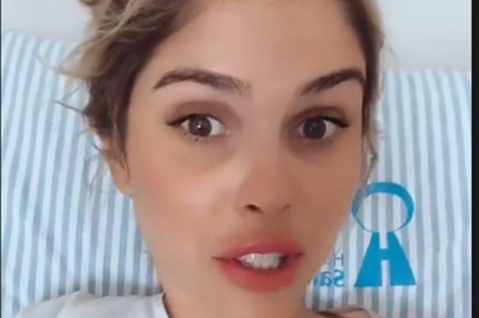 Em stories, Bárbara Evans comemorou braço ''fininho'' - (crédito: Reprodução/ Instagram) Em stories, Bárbara Evans comemorou braço ''fininho'' - (crédito: Reprodução/ Instagram)