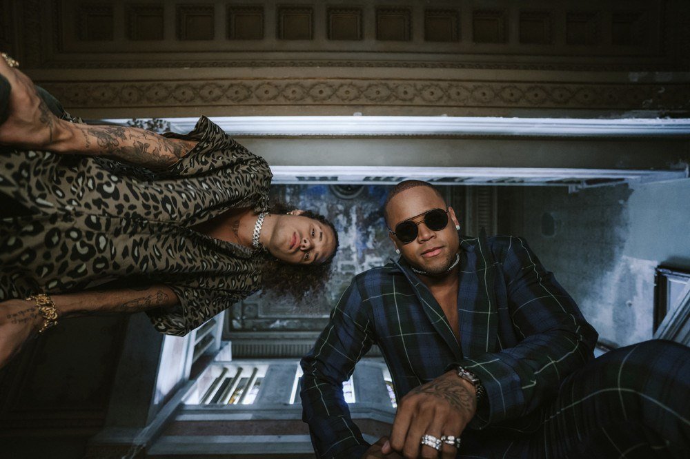 'Samu', de Léo Santana ft. Vitão é nova aposta para o verão. 