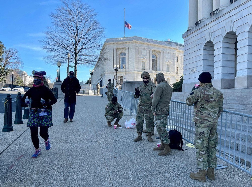 Ex-secretário de Defesa pede a Biden que renuncie a controle exclusivo de arsenal nuclear