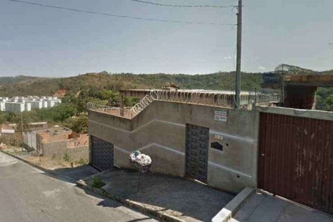 Fato aconteceu na Rua Columbita, no Bairro Santa Maria, em Vespasiano, na Região Metropolitana de Belo Horizonte - (crédito: Reprodução/Google Street View) Fato aconteceu na Rua Columbita, no Bairro Santa Maria, em Vespasiano, na Região Metropolitana de Belo Horizonte - (crédito: Reprodução/Google Street View)