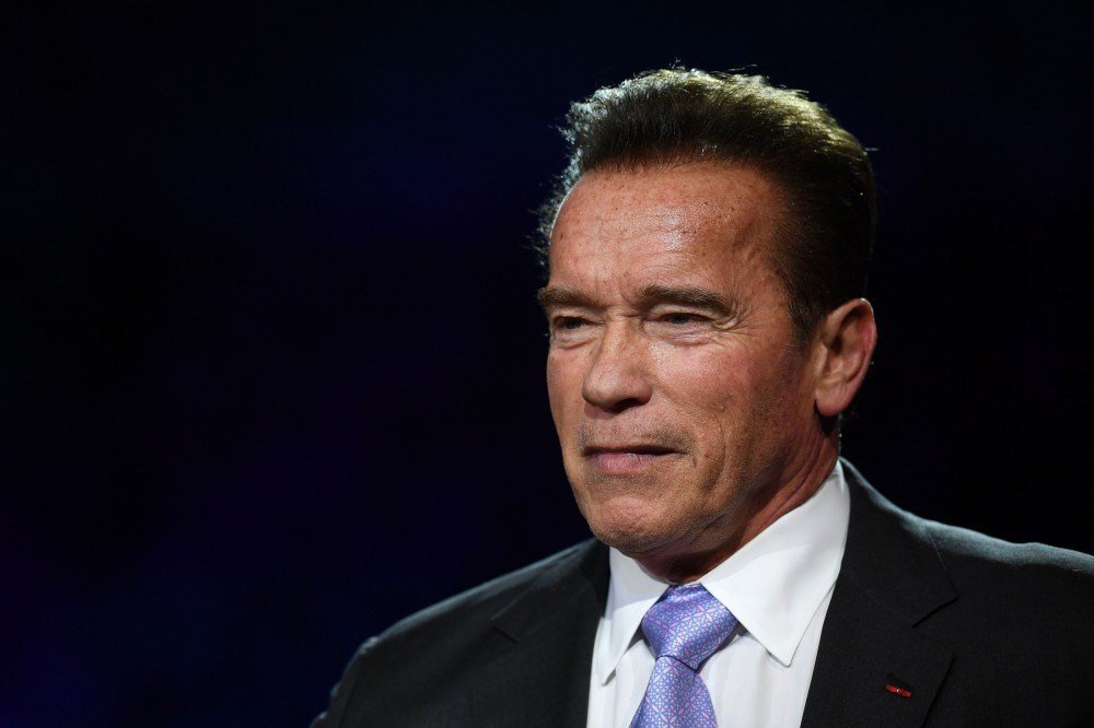Arnold Schwarzenegger compara invasão do Capitólio ao nazismo