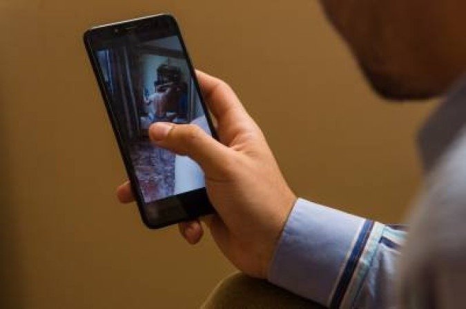 As plataformas ganham cada vez mais adeptos, mas será se o trabalho atual pode ser afetado pela exposição da nudez? - (crédito: CRISTIAN HERNANDEZ) As plataformas ganham cada vez mais adeptos, mas será se o trabalho atual pode ser afetado pela exposição da nudez? - (crédito: CRISTIAN HERNANDEZ)