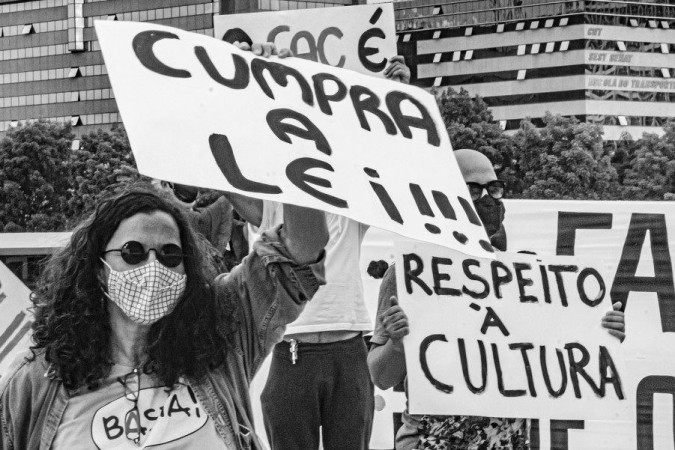 Os artistas reclamam que os recursos não estão sendo repassados - (crédito: Luciano Sartory) Os artistas reclamam que os recursos não estão sendo repassados - (crédito: Luciano Sartory)