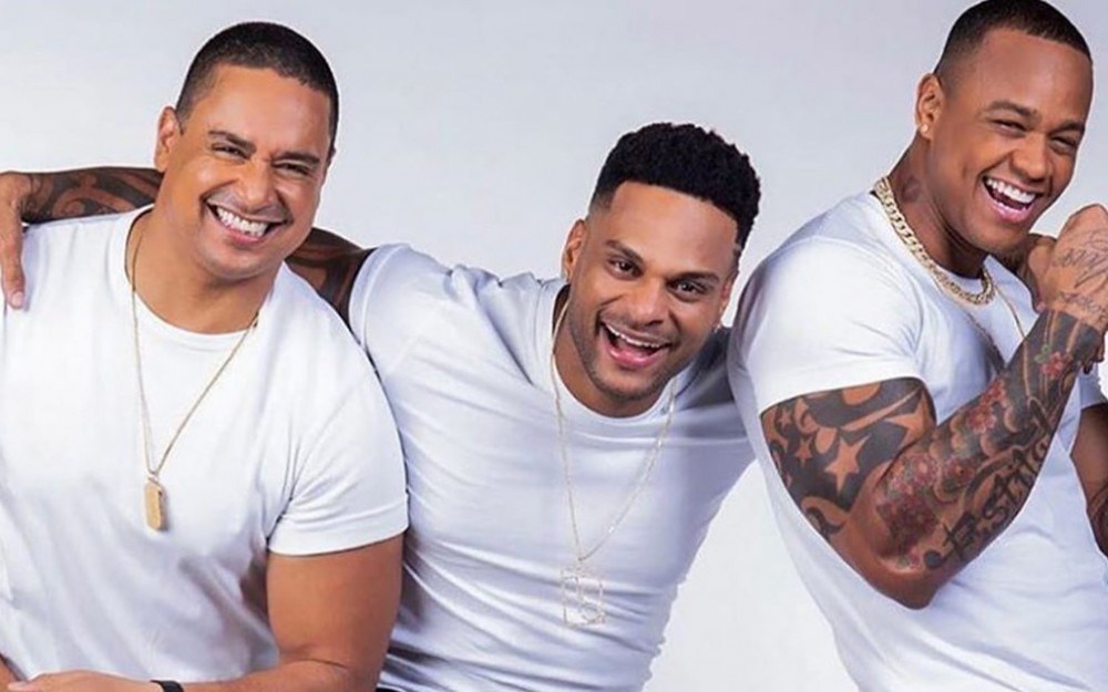 Léo Santana, Tony Salles e Xanddy confirmam live de carnaval