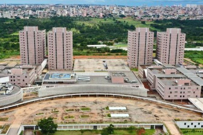 GDF tenta outra vez uma saída para o Centrad - 