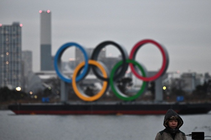Governo japonês não descarta mais o cancelamento dos jogos olímpicos de Tóquio -  (crédito: AFP / Philip FONG)
