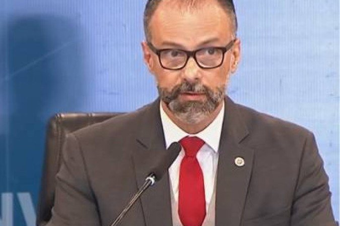 Em entrevista ao Correio, Antônio Barra Torres, lamentou a situação e fez um apelo: Em entrevista ao Correio, Antônio Barra Torres, lamentou a situação e fez um apelo: