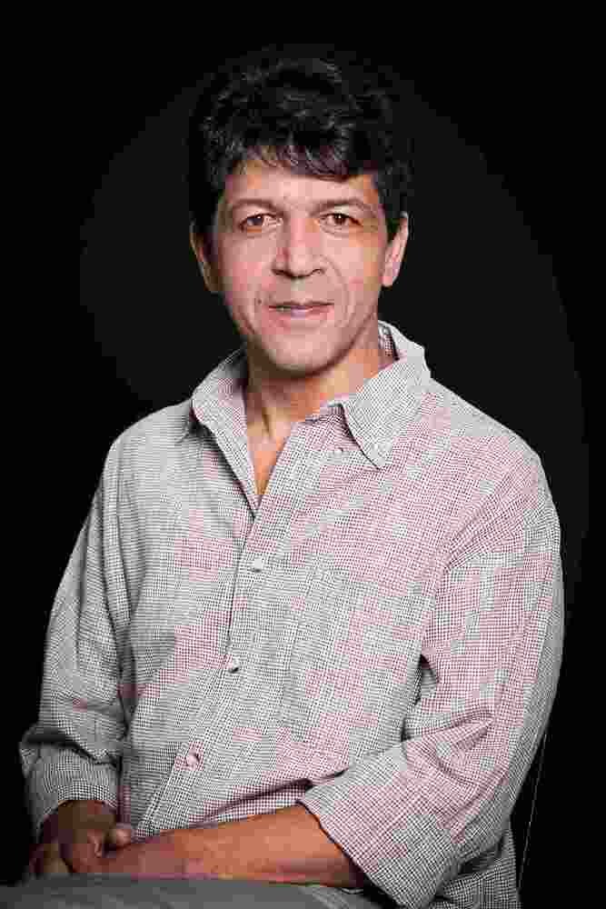 O cantor, compositor e poeta Zelito Passos