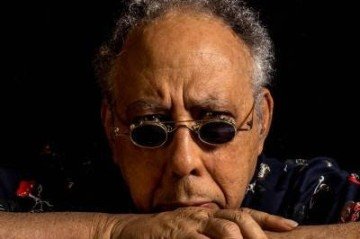 Cantor e compositor carioca faleceu nesta segunda-feira (17), no Rio de Janeiro, após uma parada cardíaca - (crédito: Jose de Holanda/Divulga??o) Cantor e compositor carioca faleceu nesta segunda-feira (17), no Rio de Janeiro, após uma parada cardíaca - (crédito: Jose de Holanda/Divulga??o)