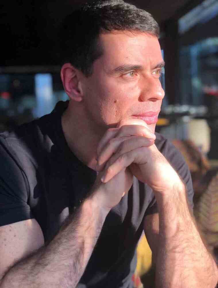 Pedro César Fiorett, diretor do curso pré-vestibular do Sistema de Ensino pH 