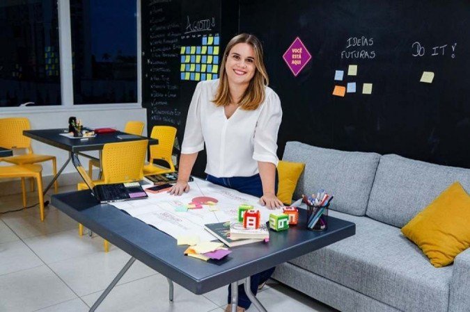 Luciana é responsável por escola de empreendedorismo em Goiânia - (crédito: Estudio At/Divulgação) Luciana é responsável por escola de empreendedorismo em Goiânia - (crédito: Estudio At/Divulgação)