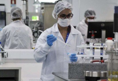  A indústria farmacêutica brasileira responde por 47% do mercado farmacêutico da América Latina   -  (crédito: Marcelo Ferreira/CB/D.A Press) - A indústria farmacêutica brasileira responde por 47% do mercado farmacêutico da América Latina   -  (crédito: Marcelo Ferreira/CB/D.A Press)