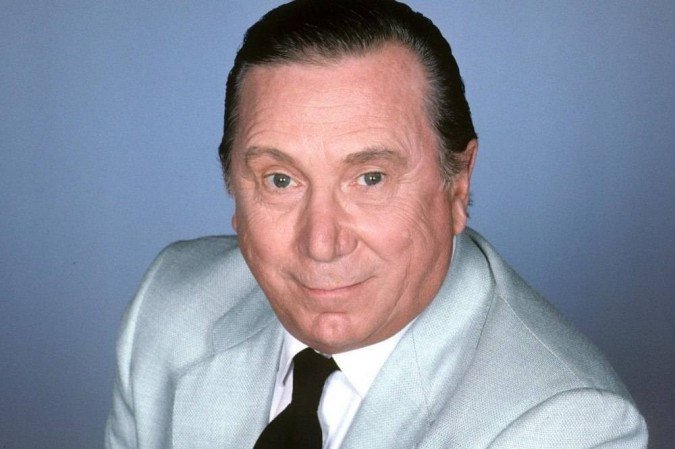 O ator Bruce Kirby anunciou a aposentadoria em 2009 -  (crédito: Walt Disney Television/ Divulgação)