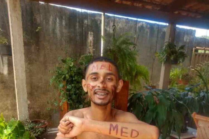 Luiz Gustavo já começou a organizar toda a mudança para o Tocantins - (crédito: Foto: Lana Cristina) Luiz Gustavo já começou a organizar toda a mudança para o Tocantins - (crédito: Foto: Lana Cristina)