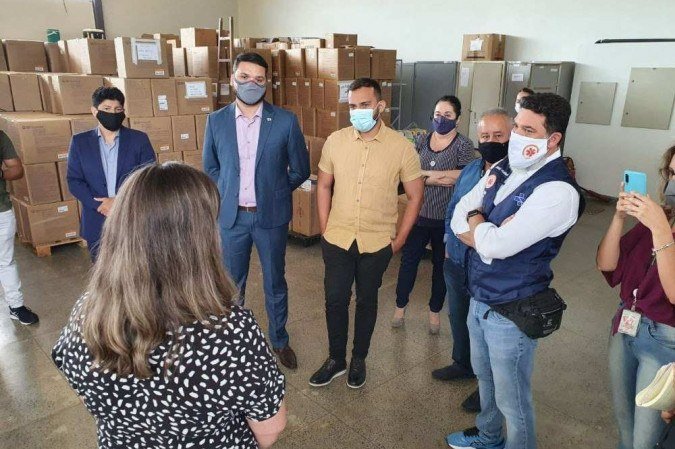 Comissão realizou visitas para verificar o estoque de insumos para a vacinação no DF - (crédito: Material cedido ao Correio ) Comissão realizou visitas para verificar o estoque de insumos para a vacinação no DF - (crédito: Material cedido ao Correio )