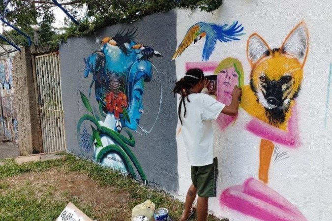 O Centrão, no Guará II, acolheu uma inciativa com grupo de grafiteiros