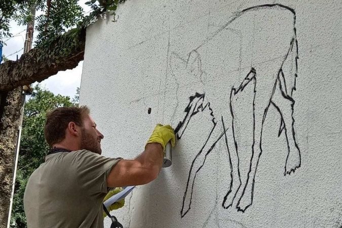 Rocket01 começa o grafite