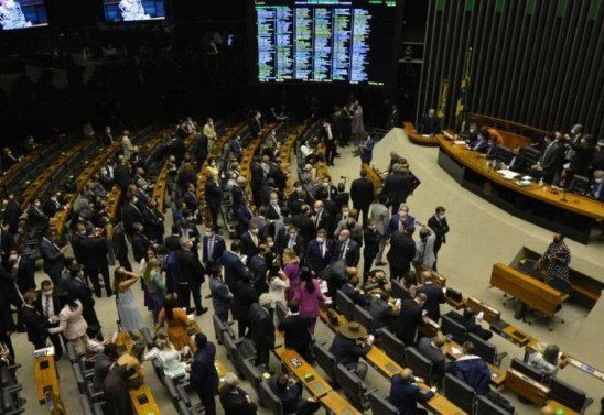 Ed Alves/CB/D.A Press